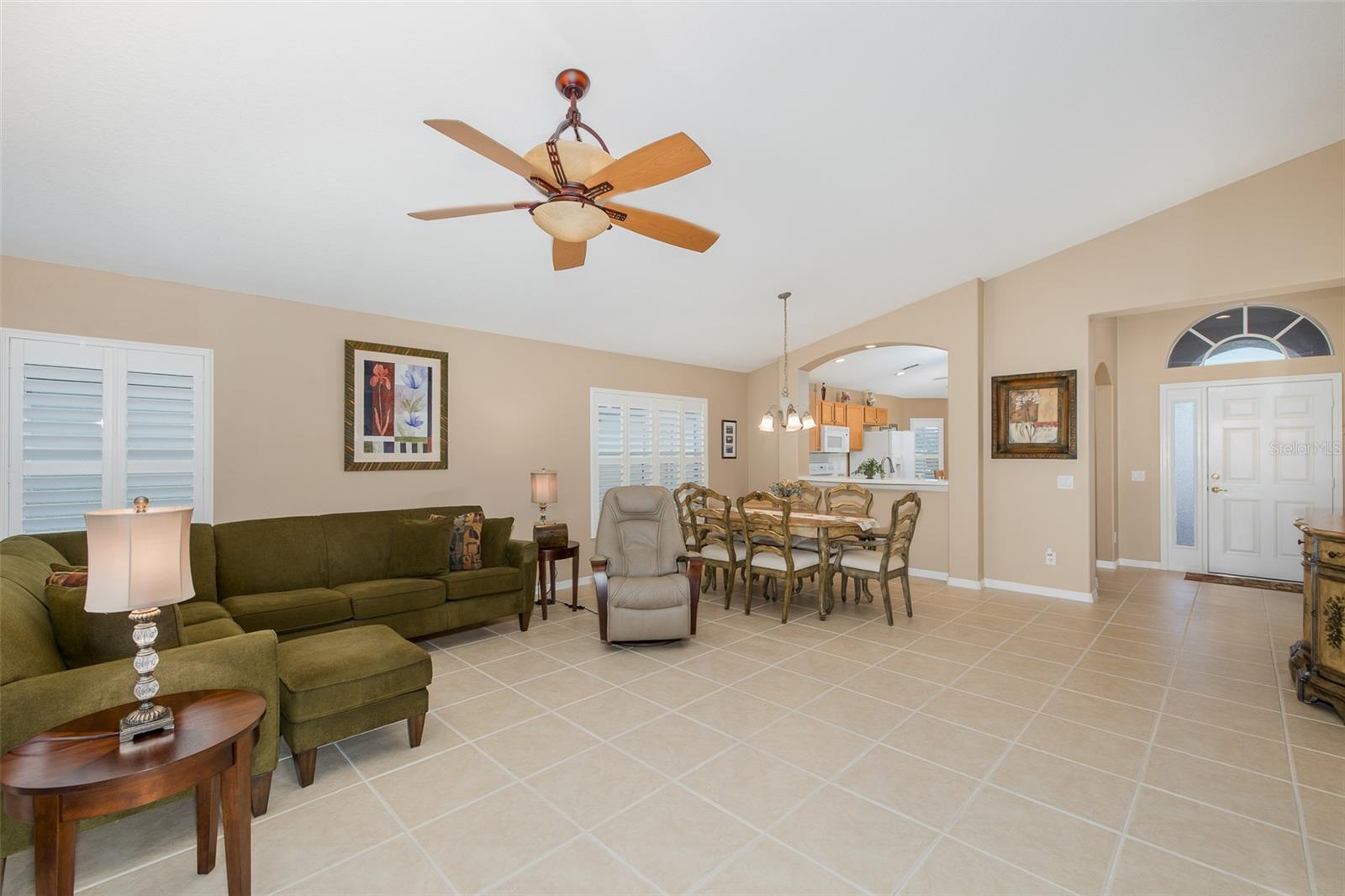 1856 ARBOR KNOLL LOOP