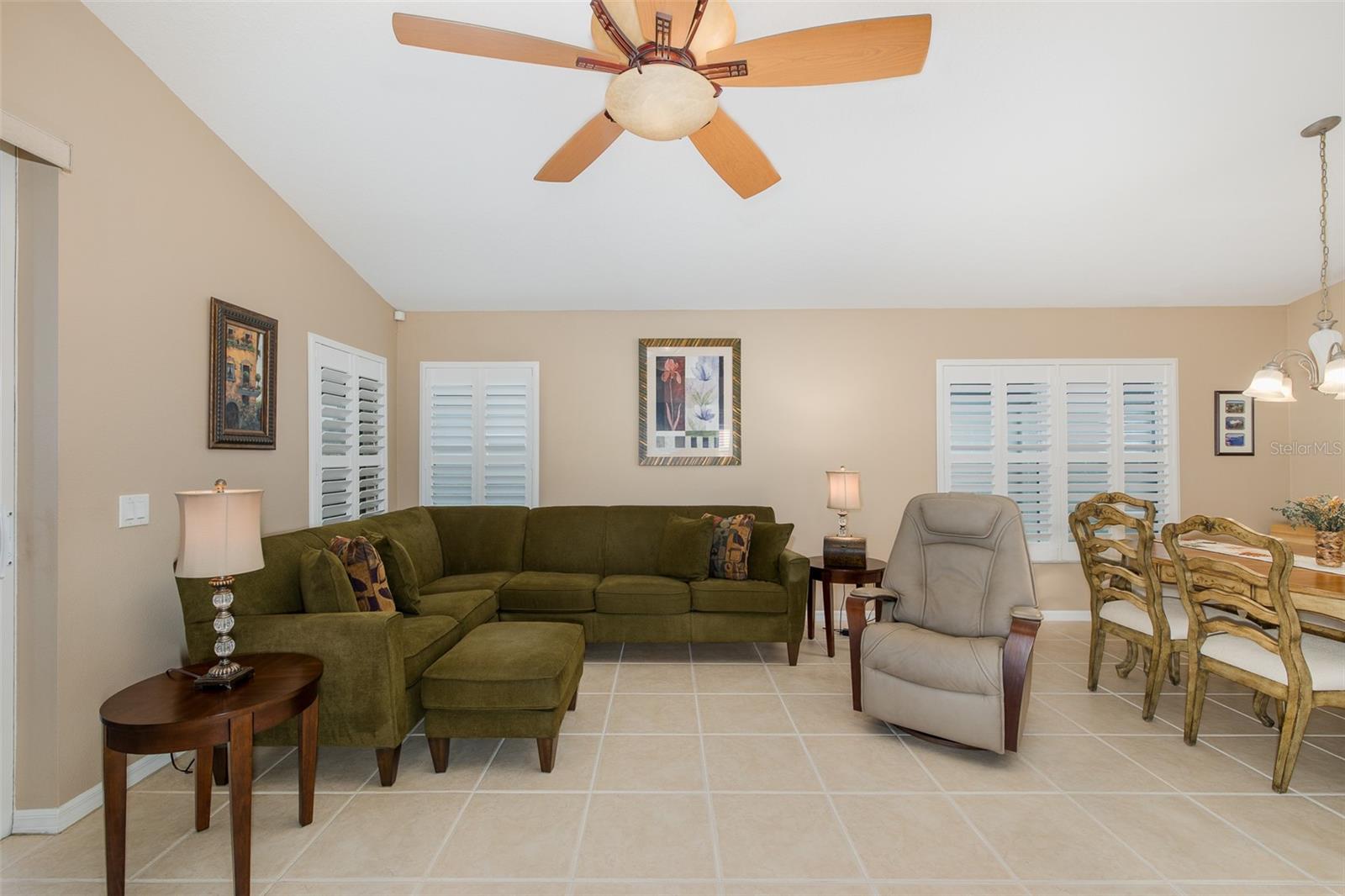 1856 ARBOR KNOLL LOOP
