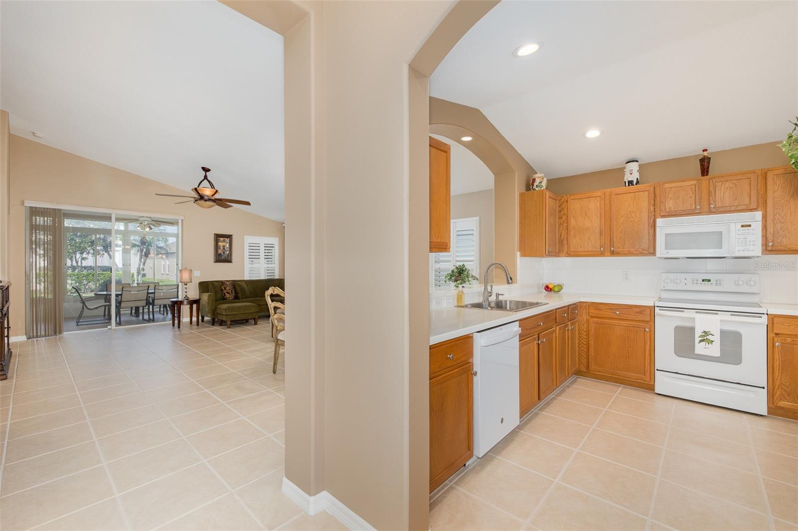 1856 ARBOR KNOLL LOOP