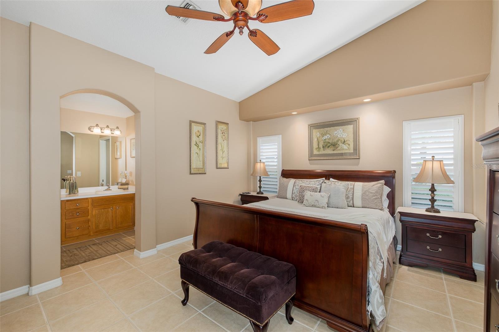 1856 ARBOR KNOLL LOOP