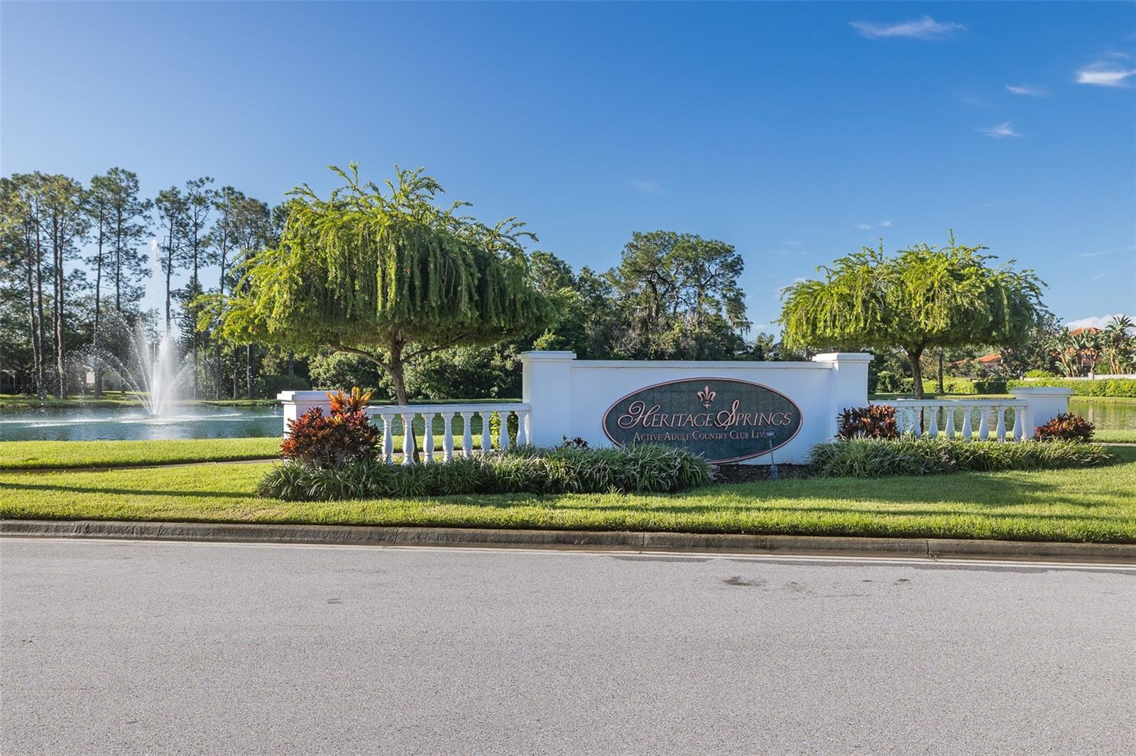 1856 ARBOR KNOLL LOOP
