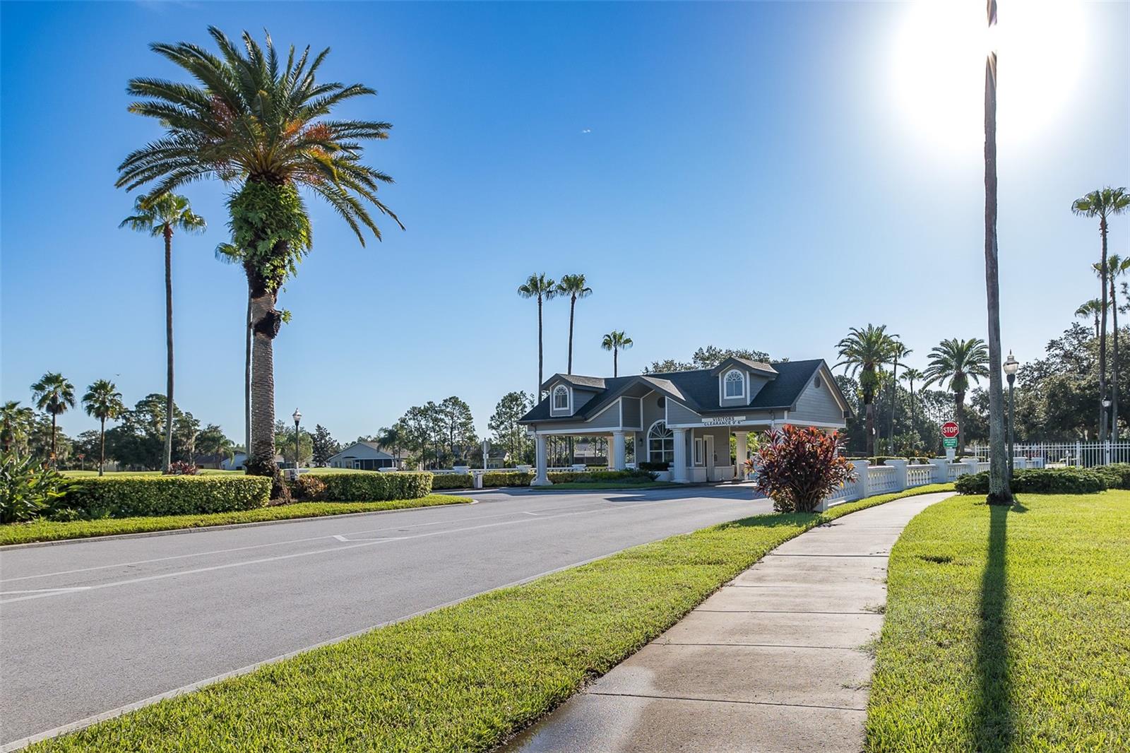 1856 ARBOR KNOLL LOOP