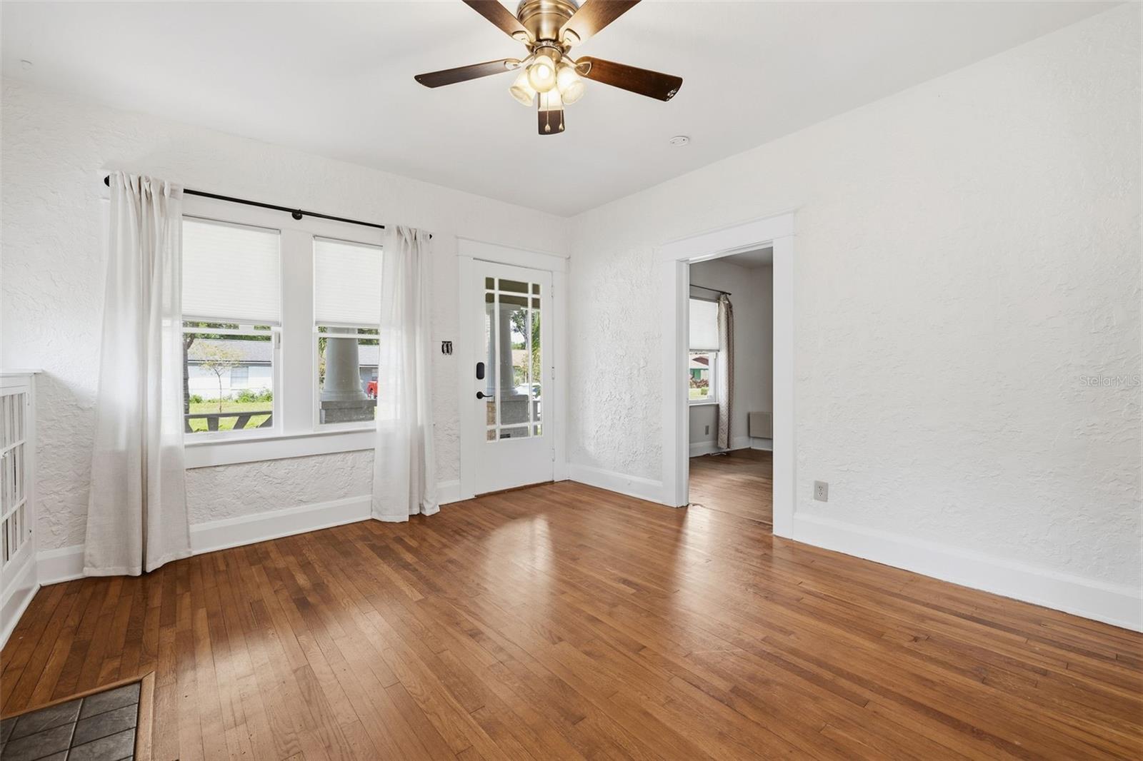 1309 E WILDER AVE