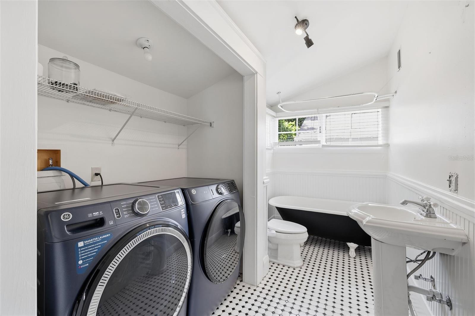 1309 E WILDER AVE