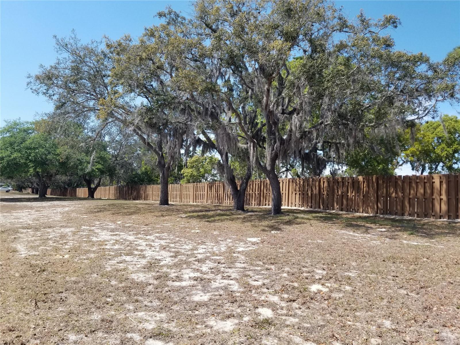 3302 KAUNA POINT DR