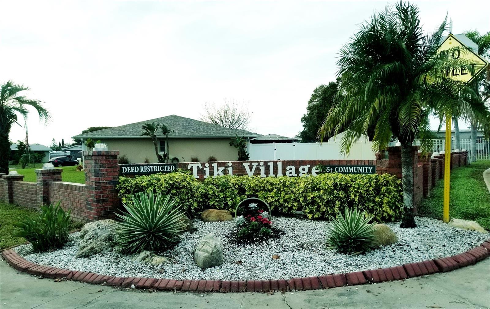 3302 KAUNA POINT DR