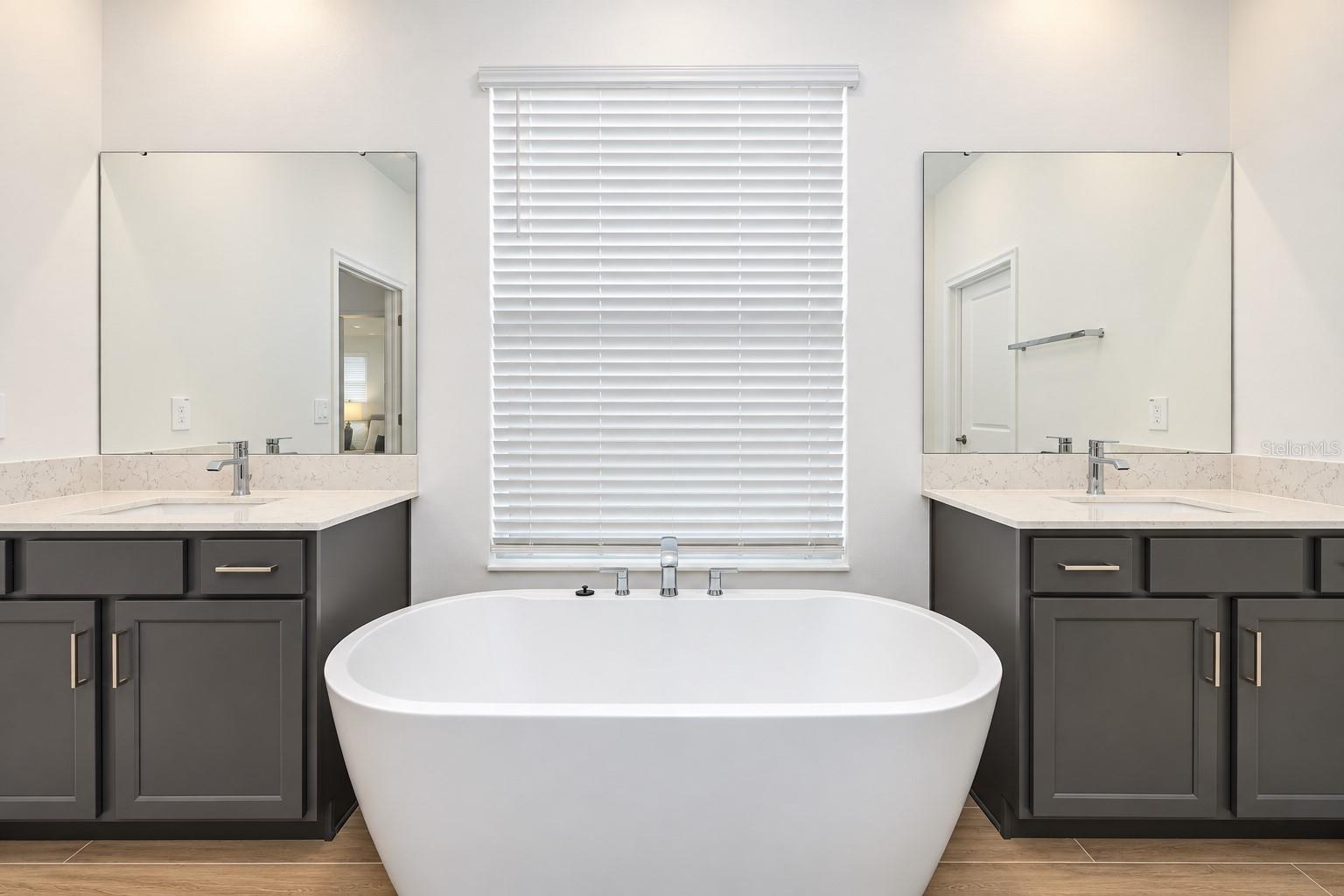 18342 SERENE LAKE LOOP