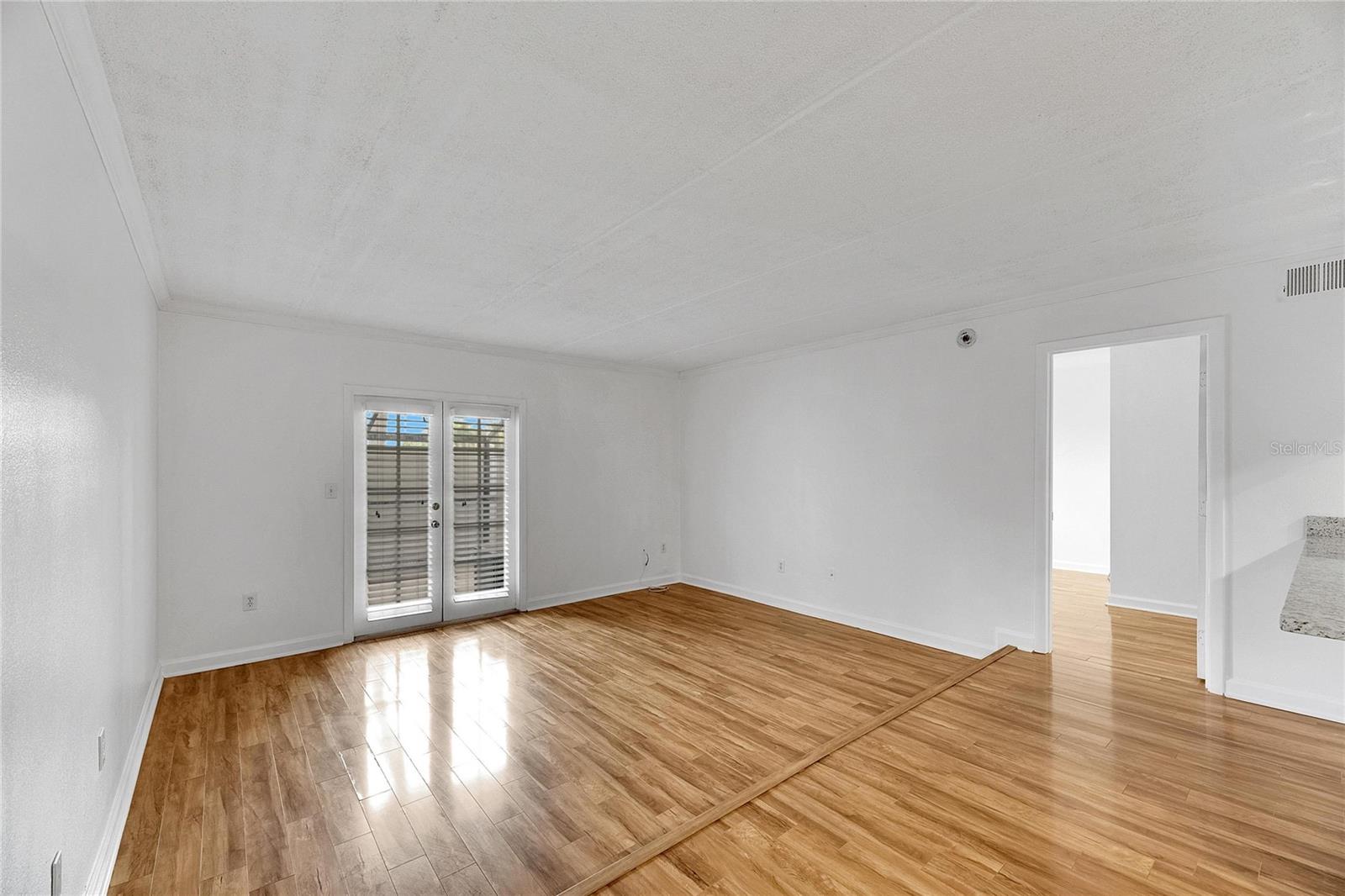 5304 W KENNEDY BLVD #106