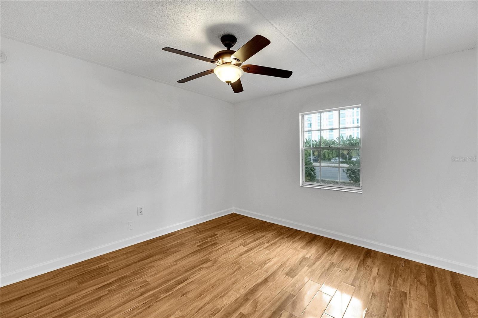 5304 W KENNEDY BLVD #106