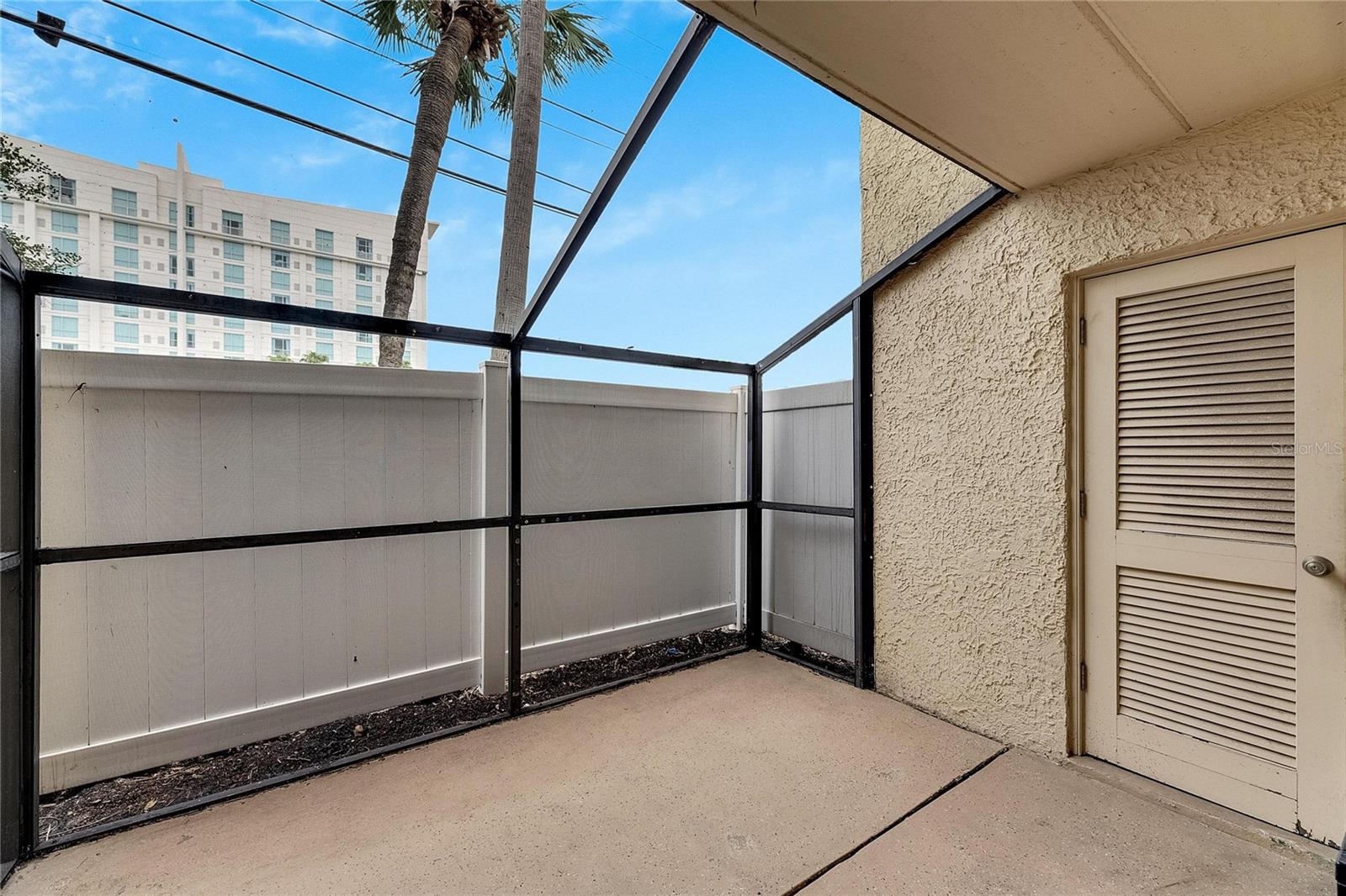 5304 W KENNEDY BLVD #106
