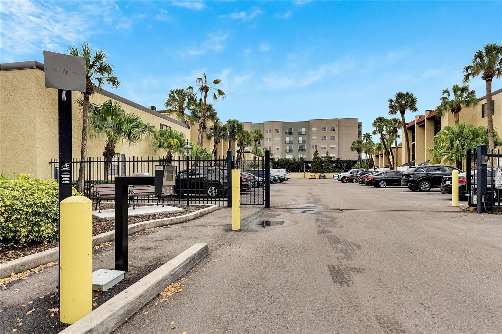5304 W KENNEDY BLVD #106