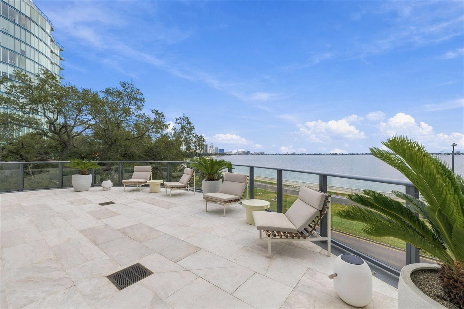 3101 BAYSHORE BLVD #1503
