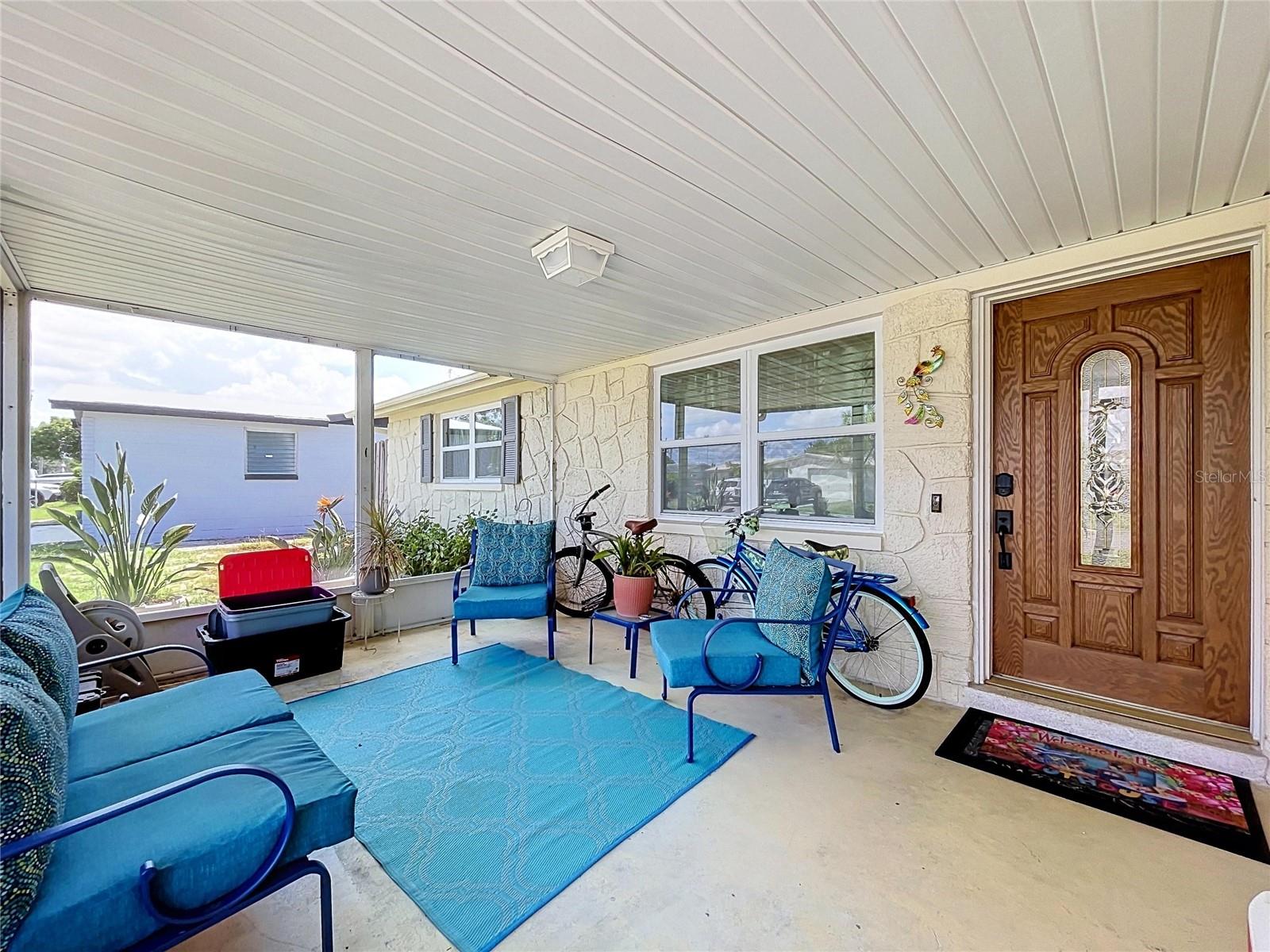 3748 REDWOOD DR