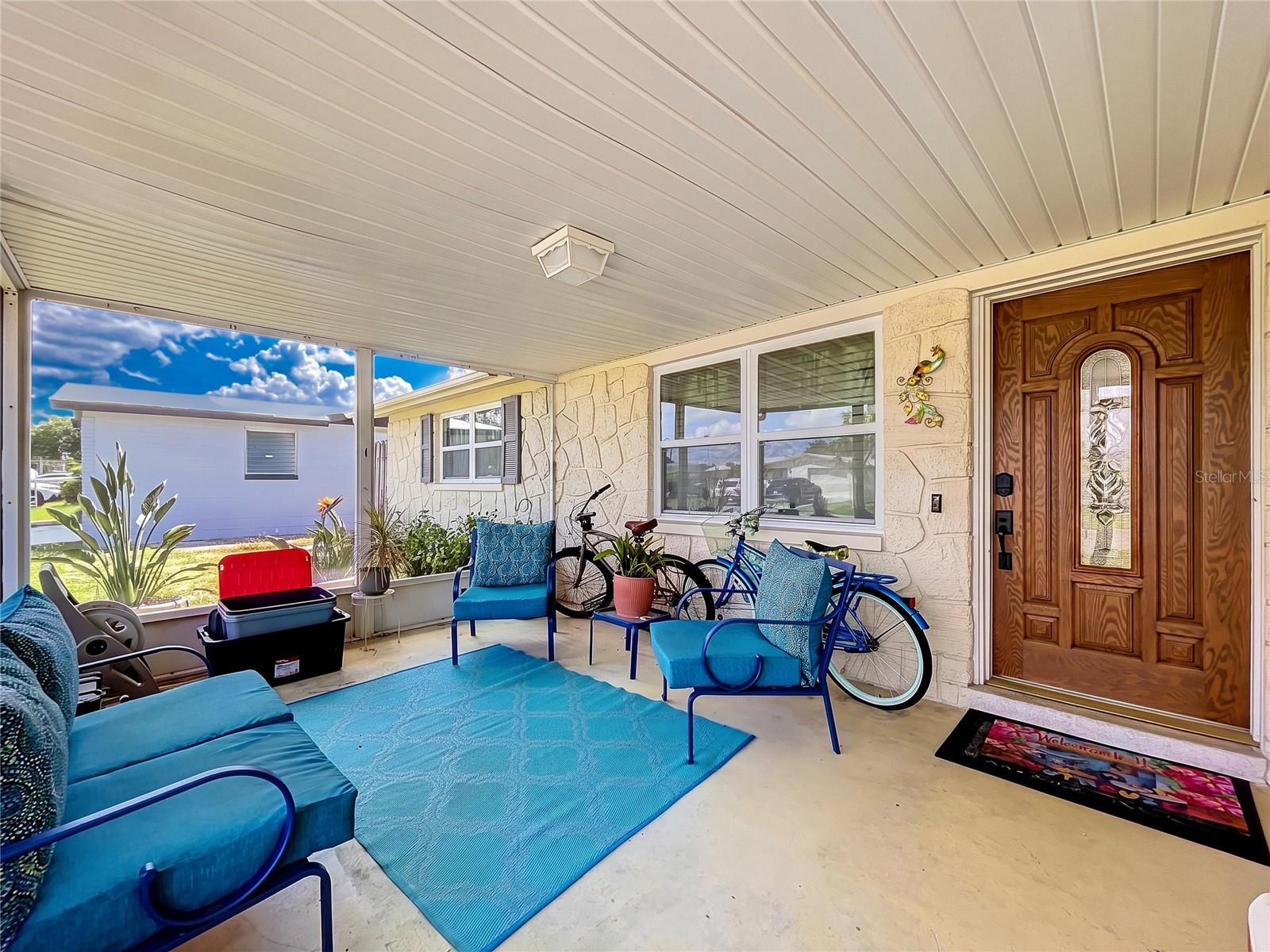 3748 REDWOOD DR