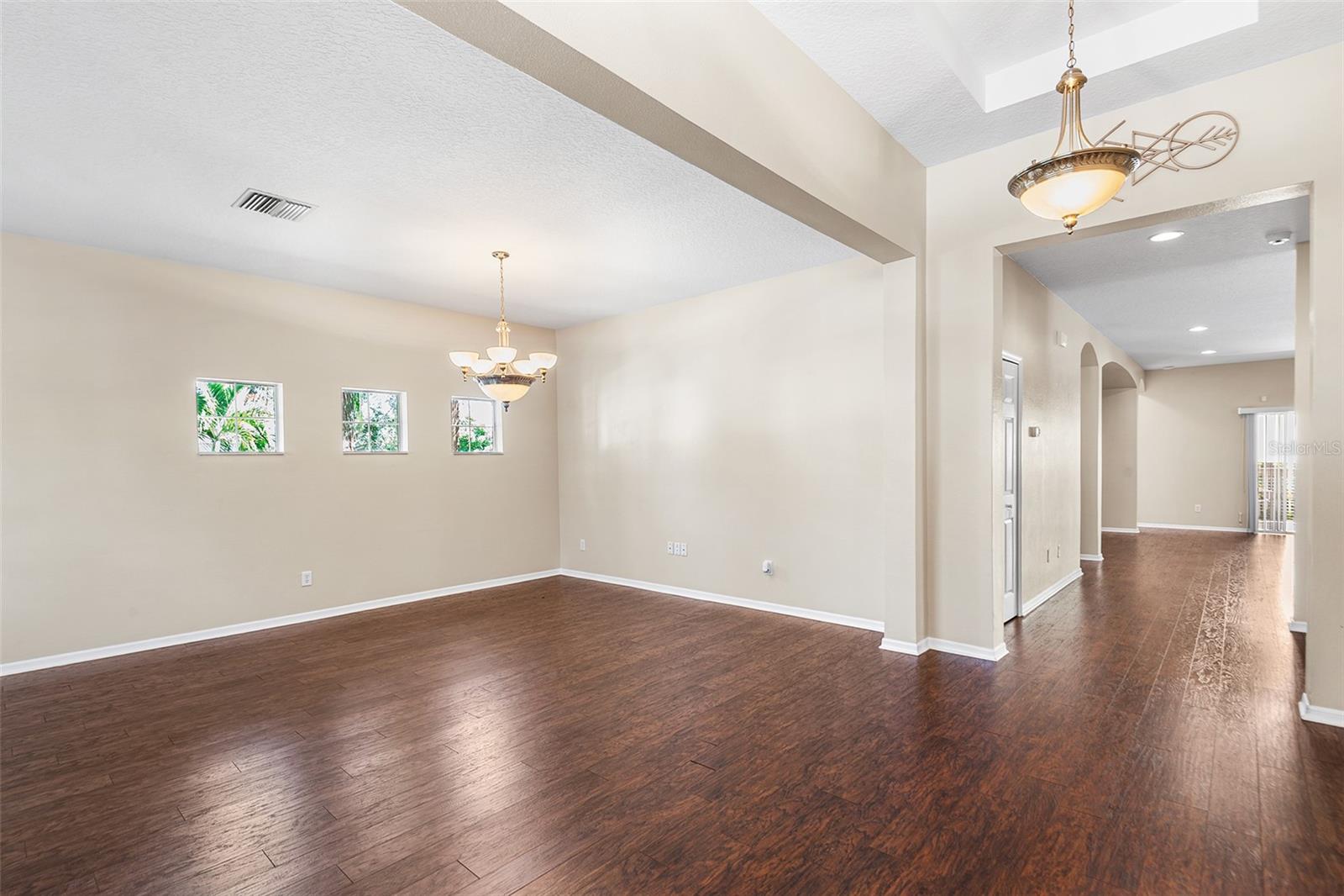 443 YORK DALE DR