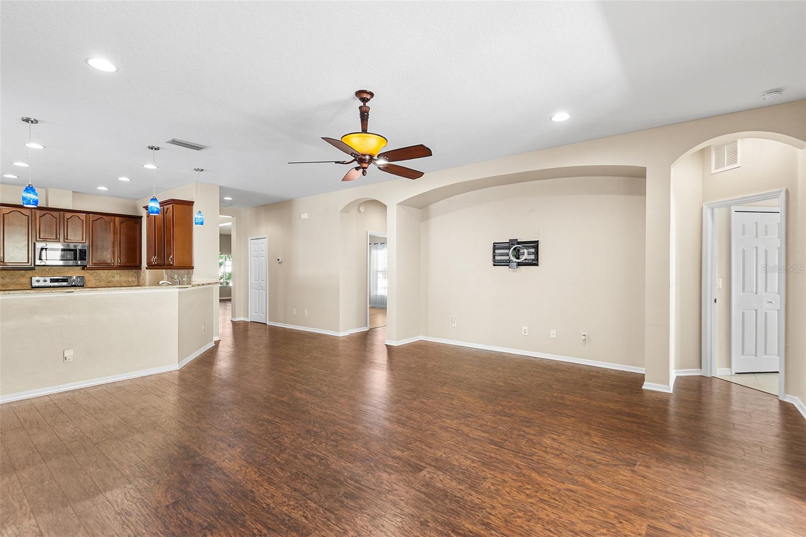 443 YORK DALE DR