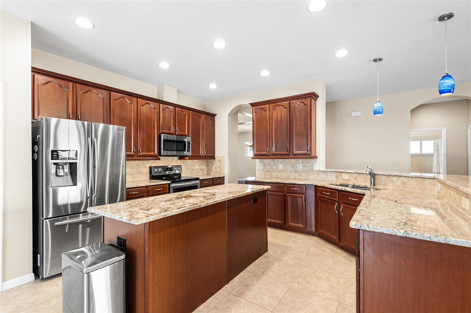 443 YORK DALE DR