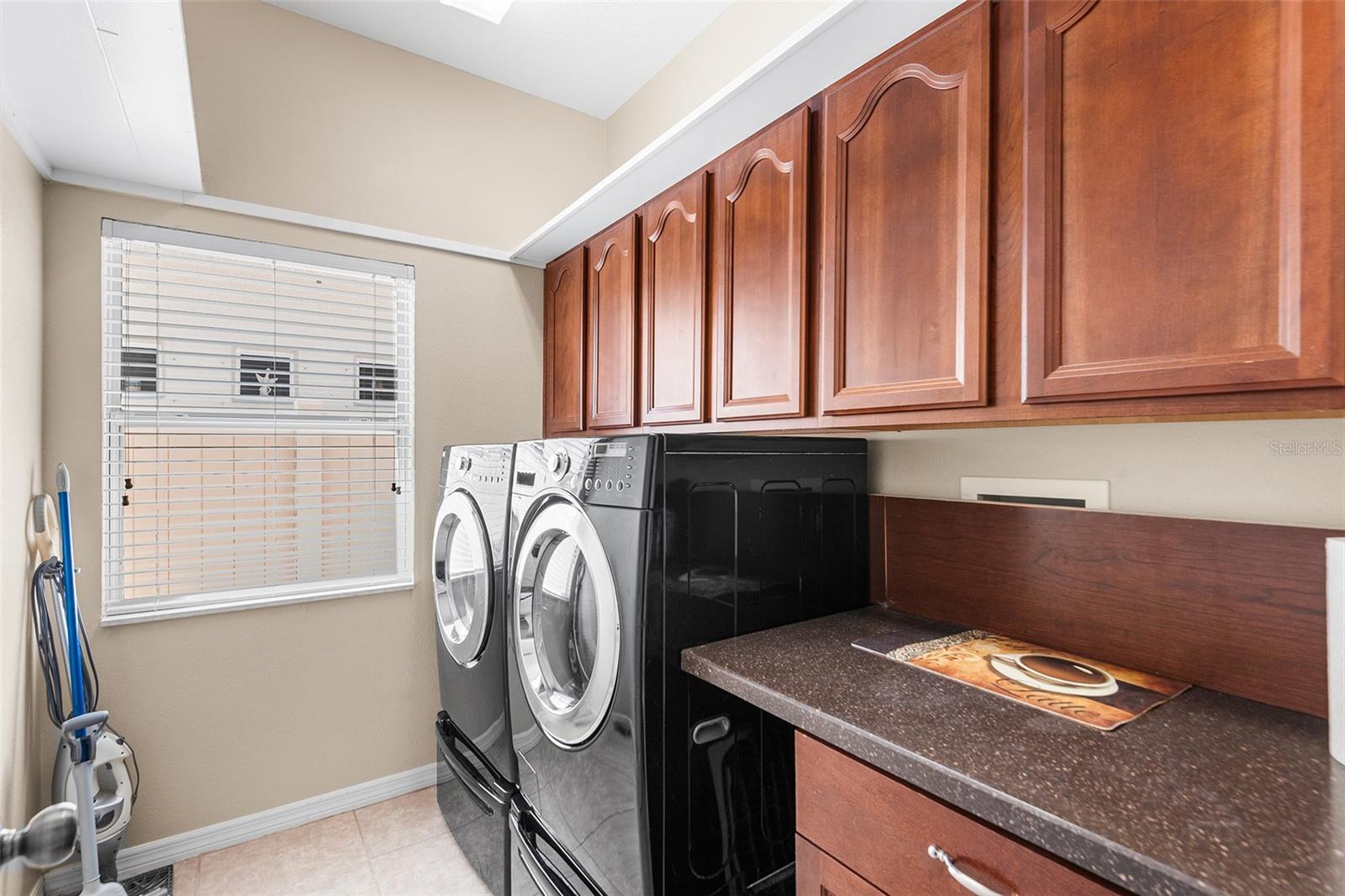 443 YORK DALE DR