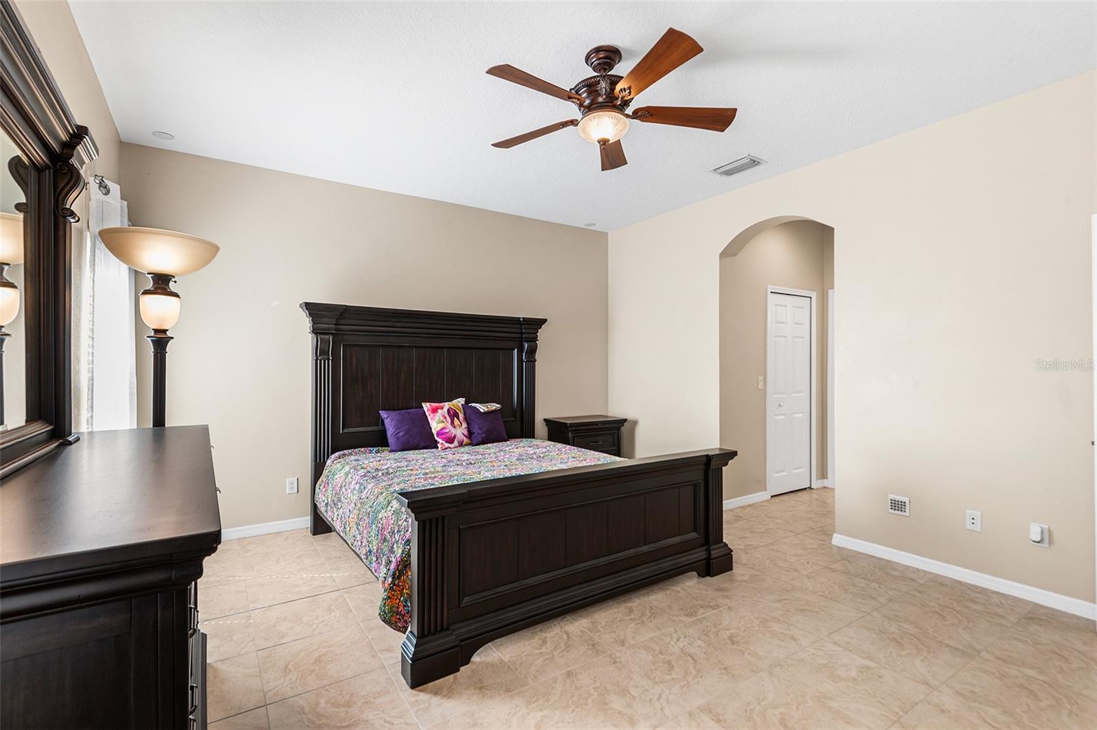 443 YORK DALE DR
