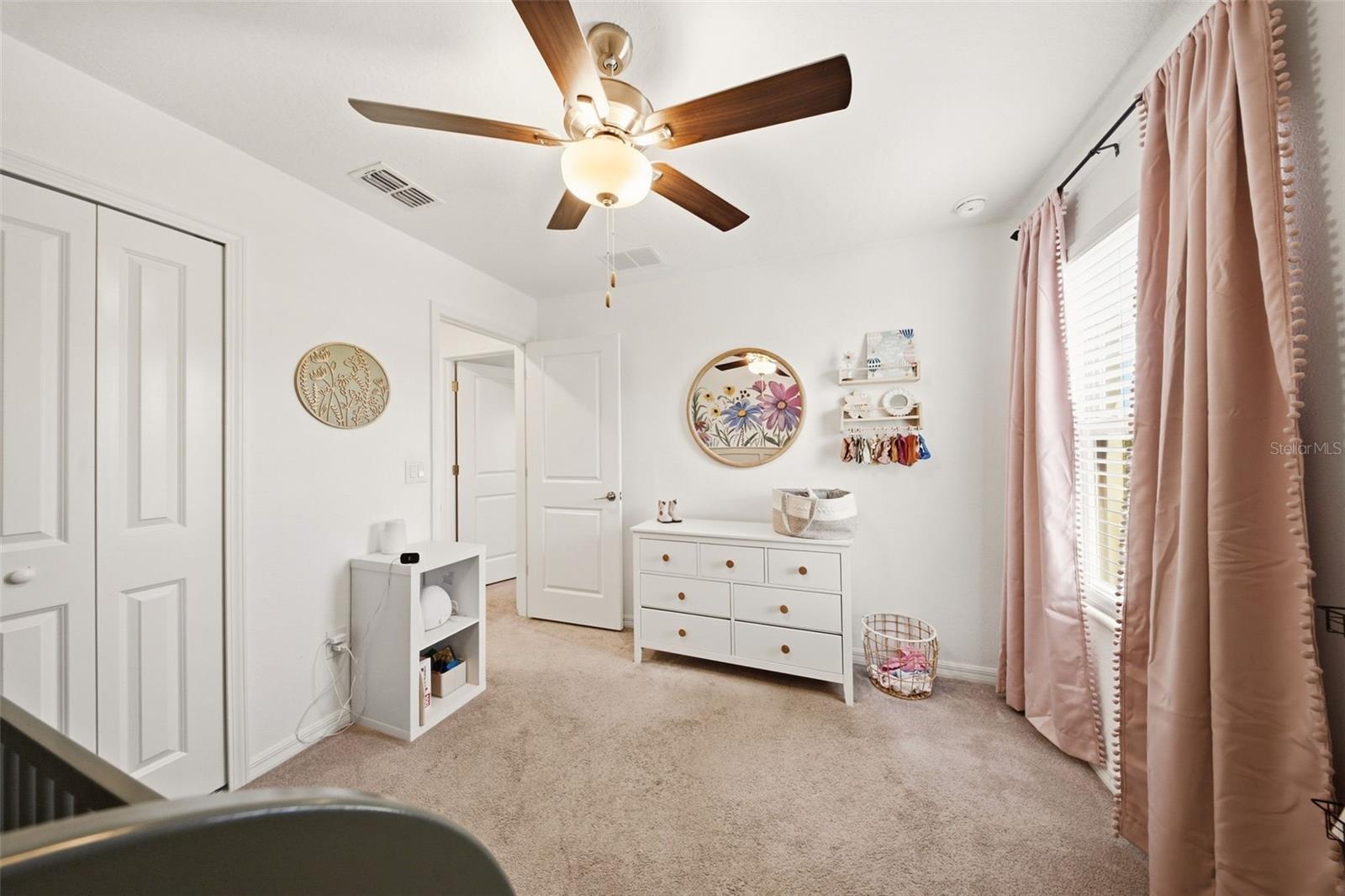 21846 LYONIA LN