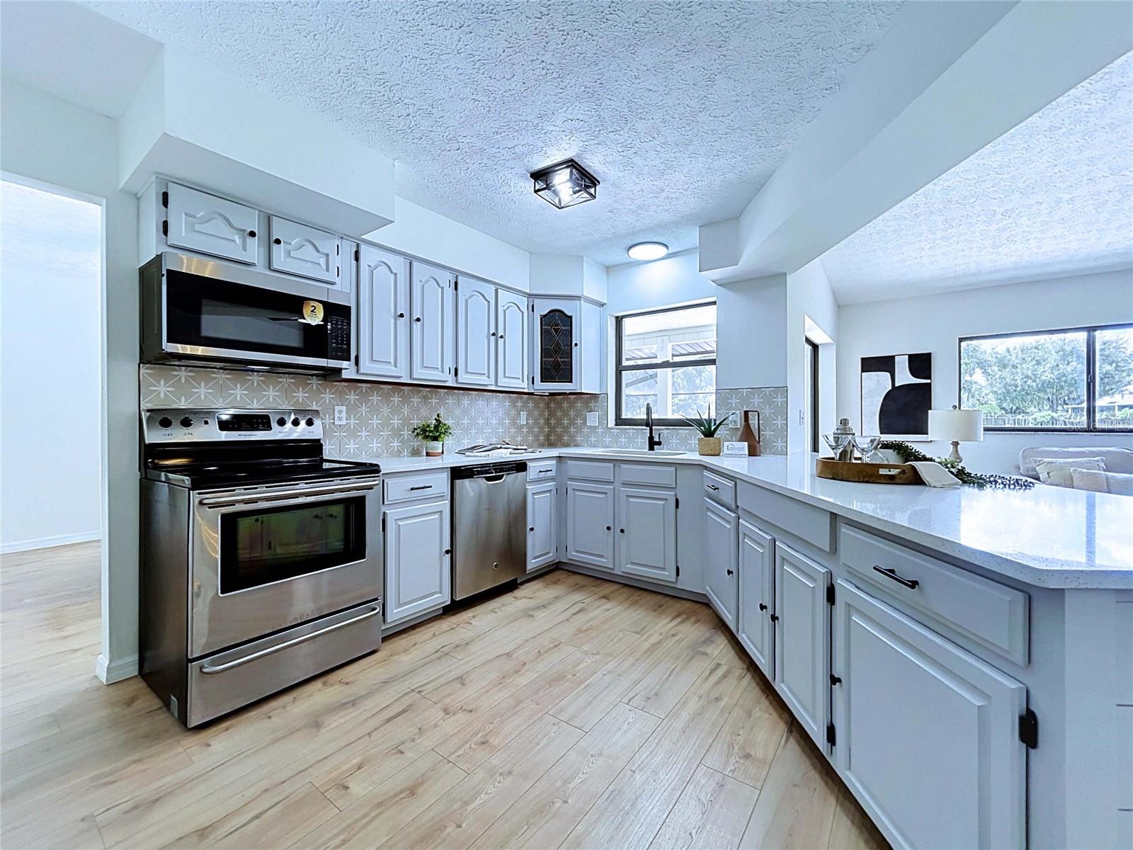 4129 FOX RIDGE BLVD