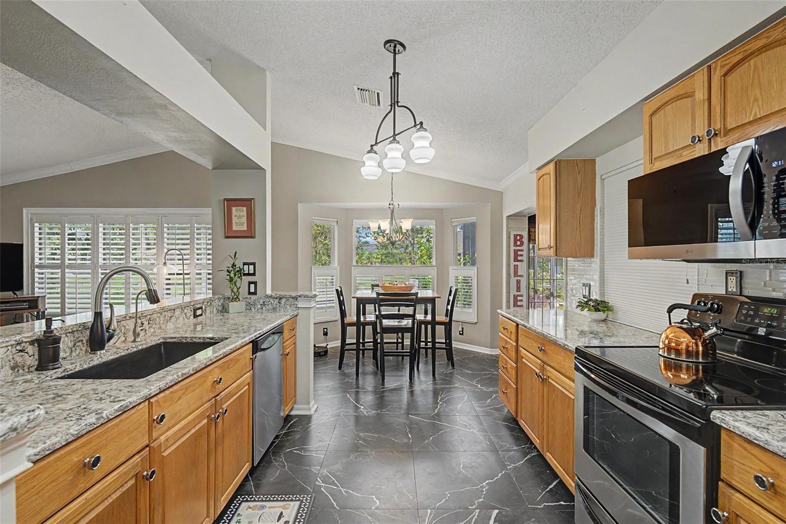 1427 FALLOWFIELD DR
