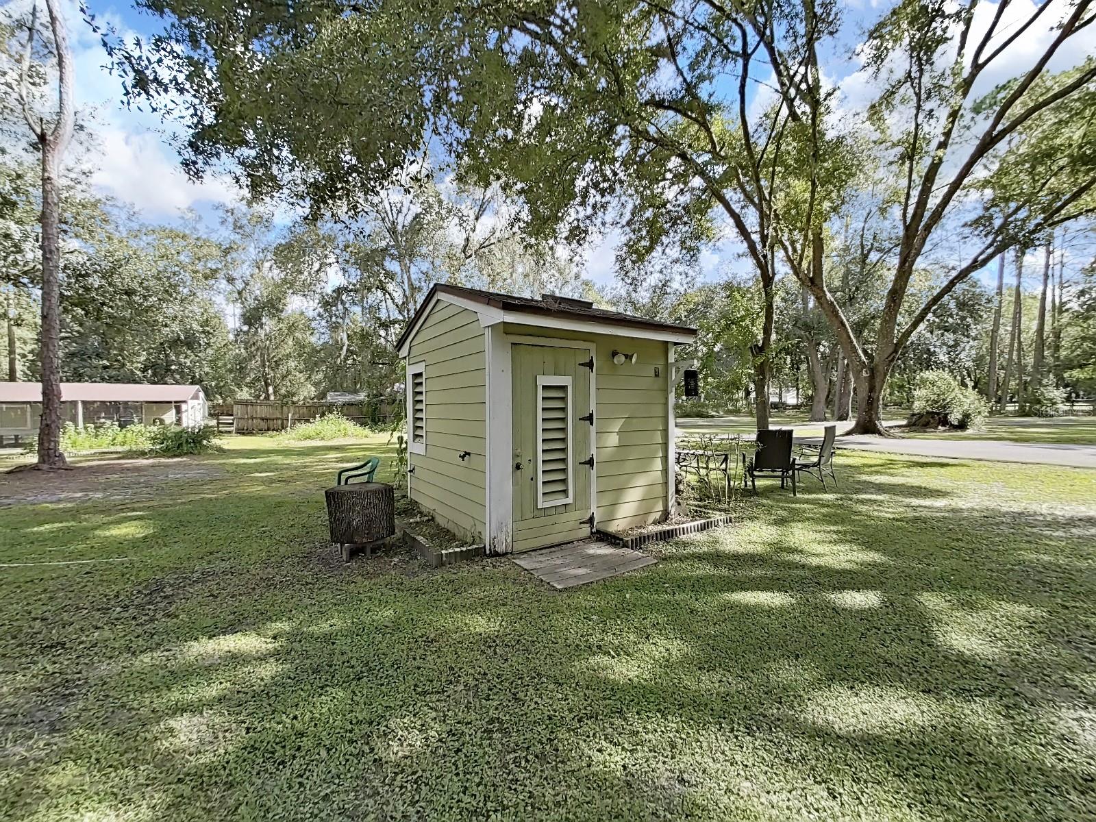 6075 COUNTRY CLUB RD