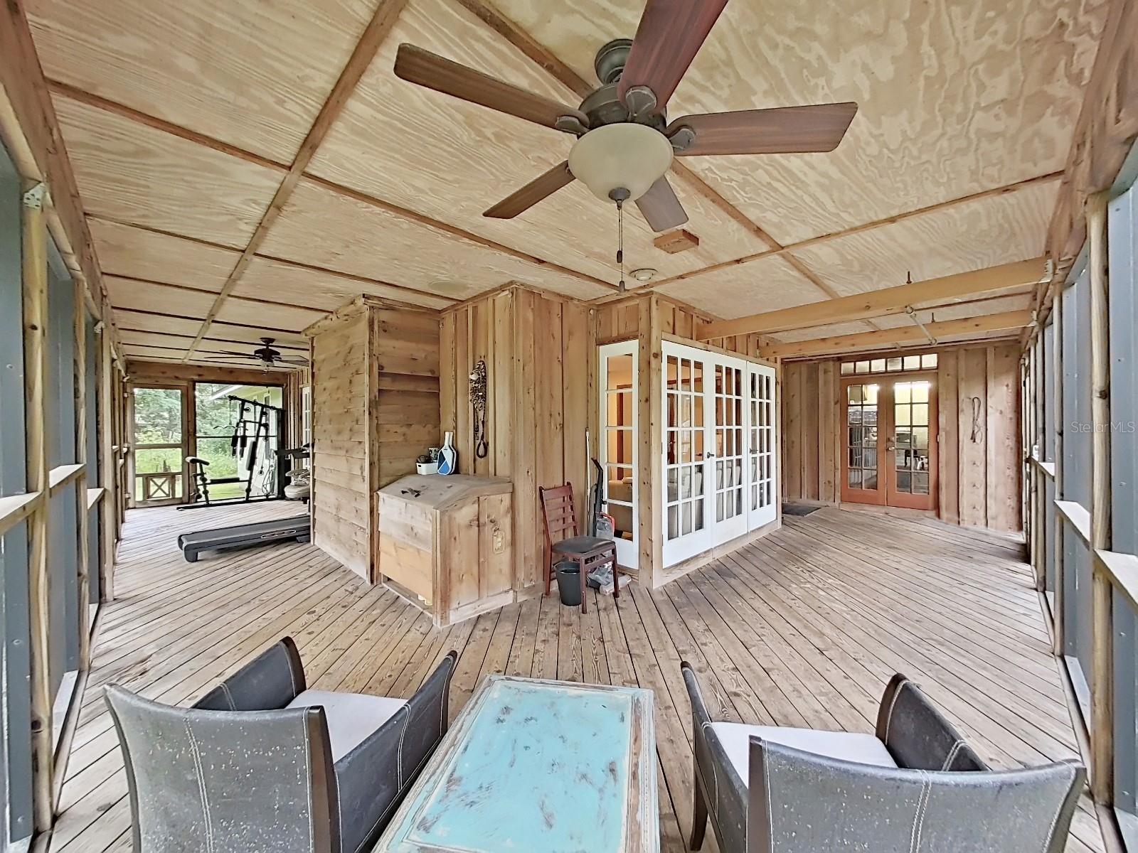 6075 COUNTRY CLUB RD