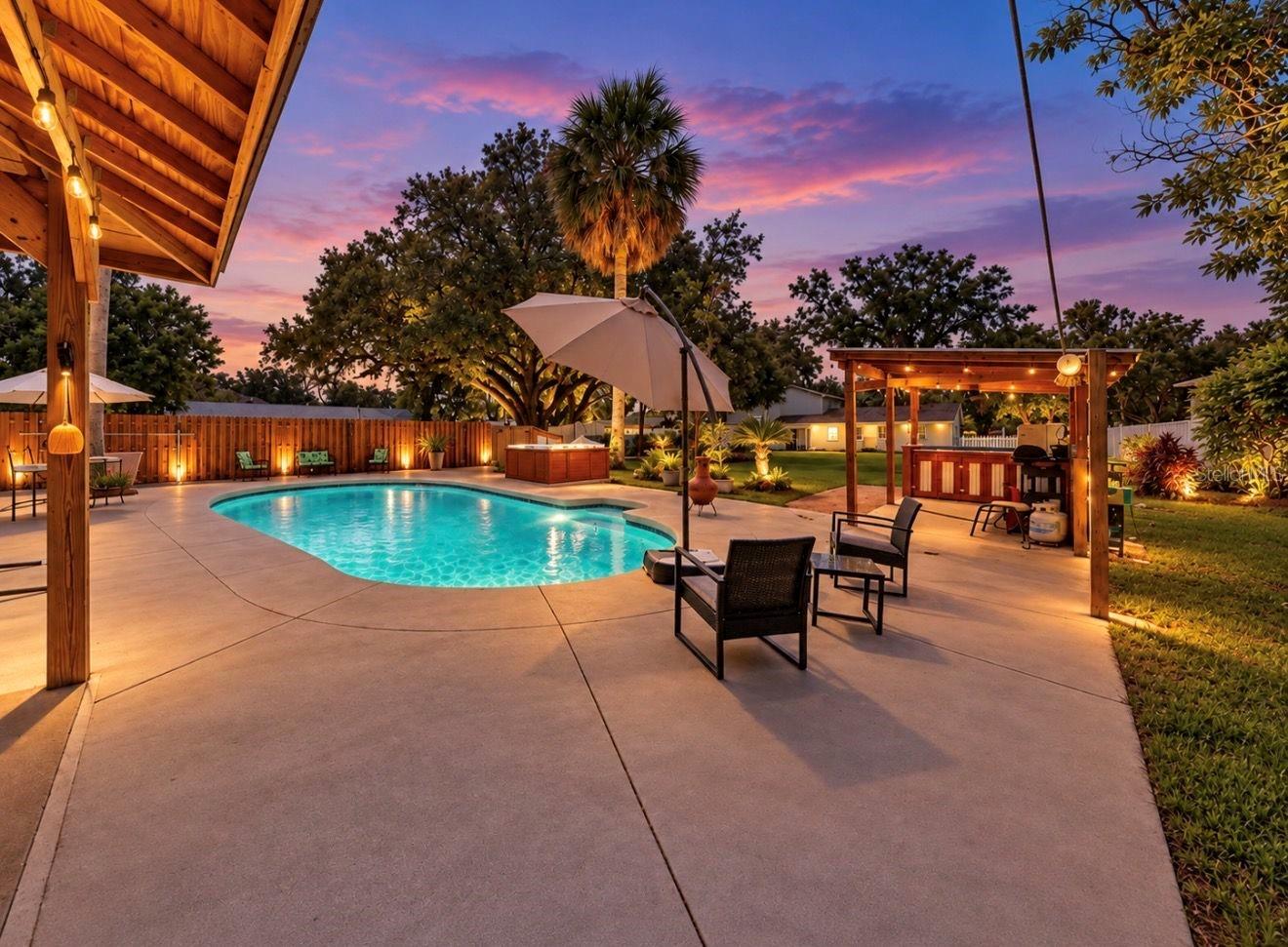 11004 RIVERVIEW DR