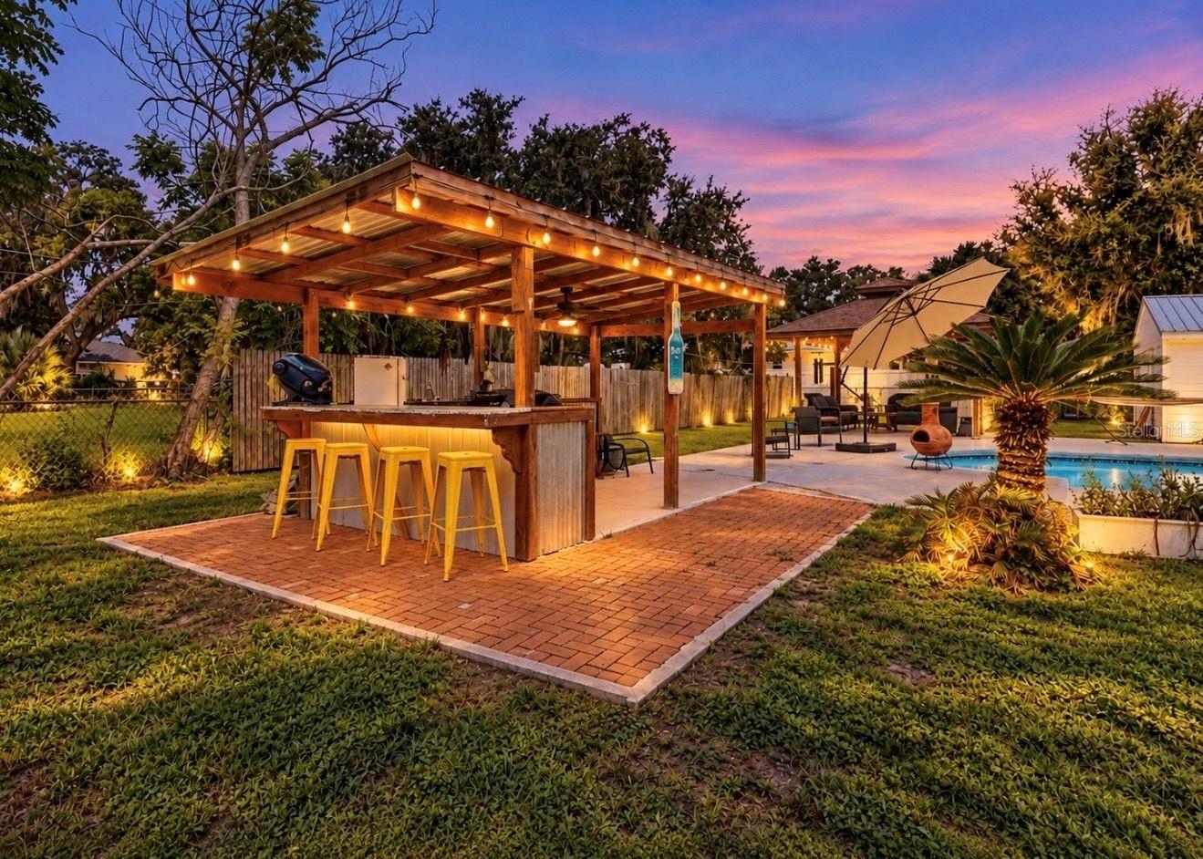 11004 RIVERVIEW DR