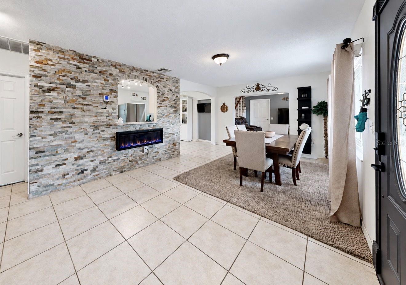 11004 RIVERVIEW DR