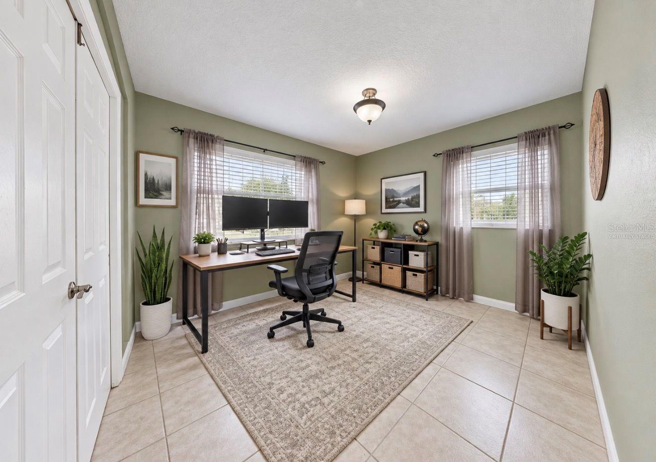 11004 RIVERVIEW DR