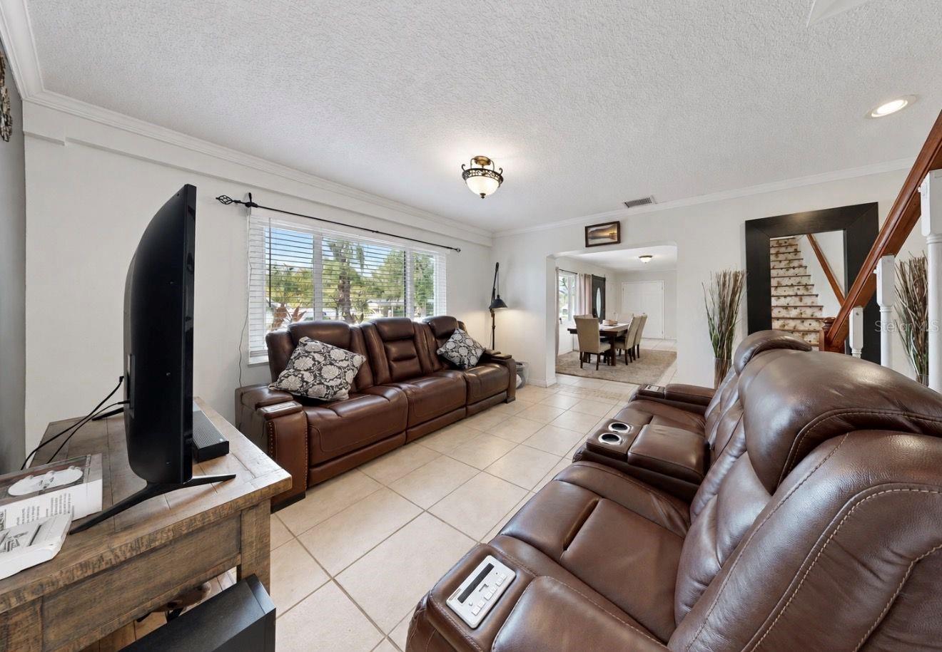 11004 RIVERVIEW DR