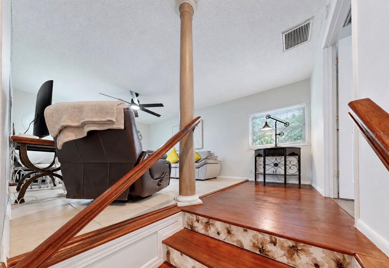 11004 RIVERVIEW DR