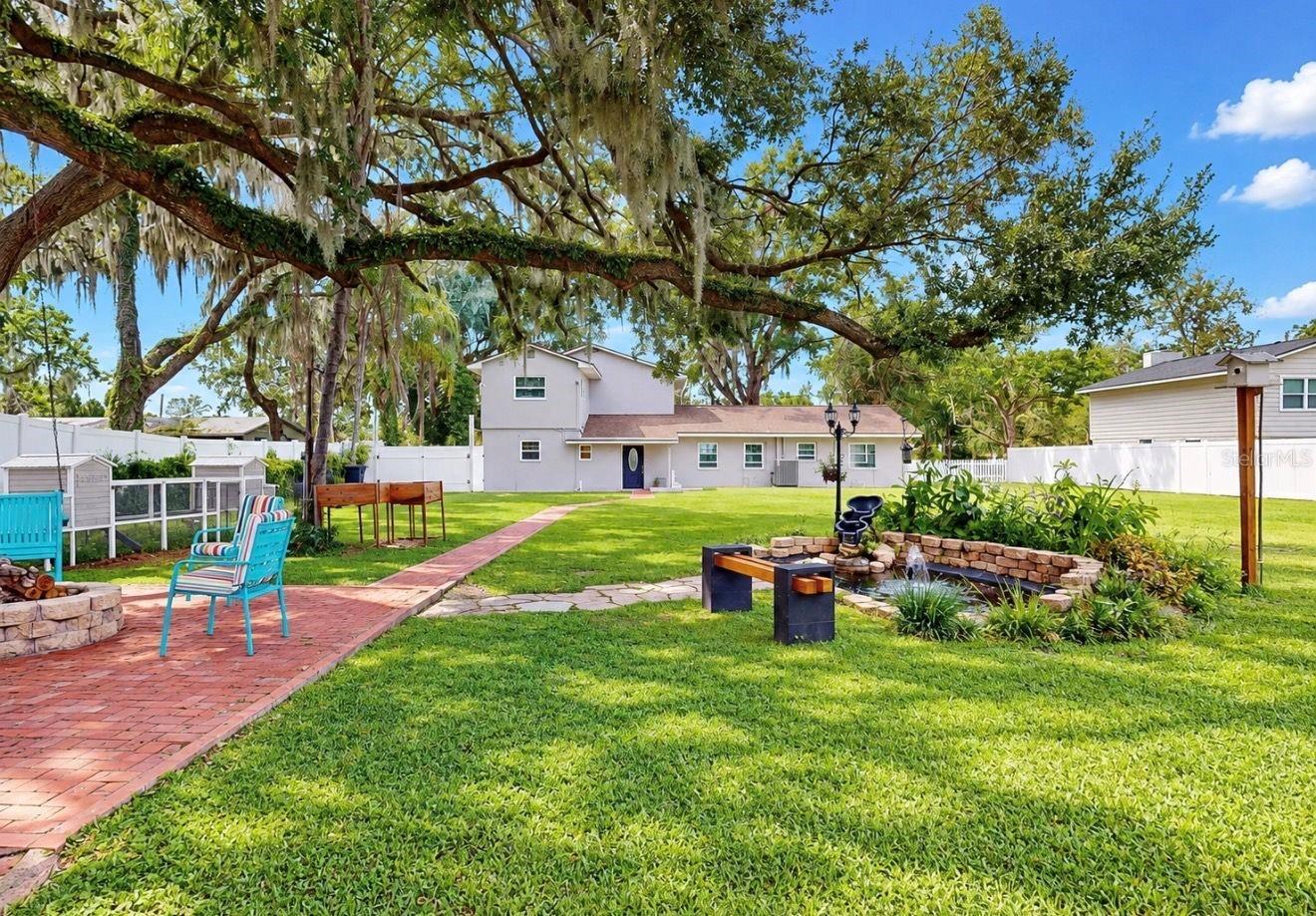 11004 RIVERVIEW DR