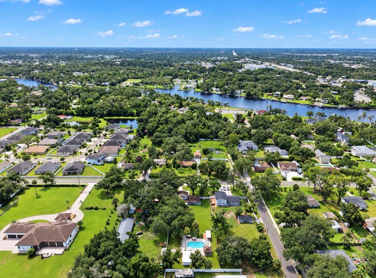 11004 RIVERVIEW DR