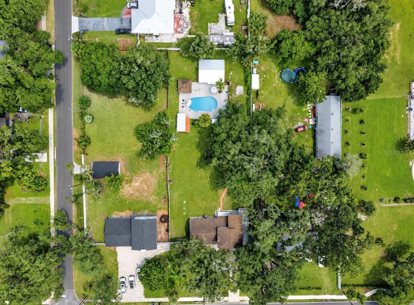 11004 RIVERVIEW DR
