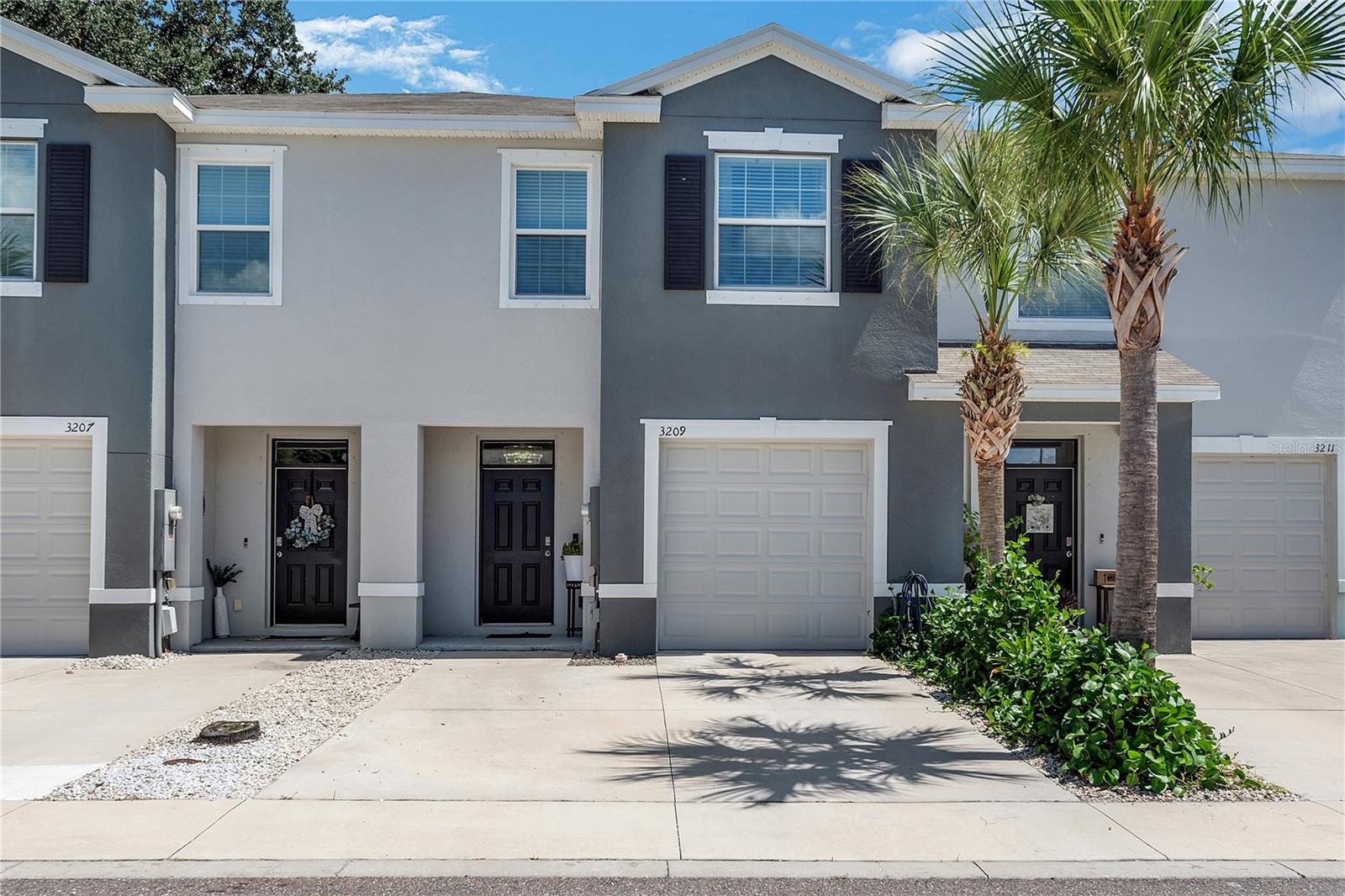 3209 PLEASANT WILLOW CT