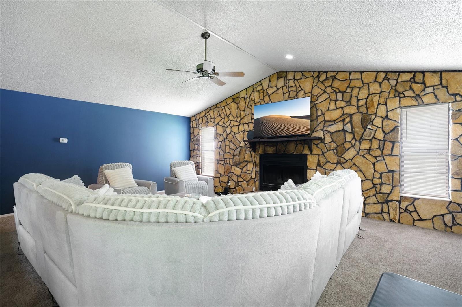 16139 VILLA DR