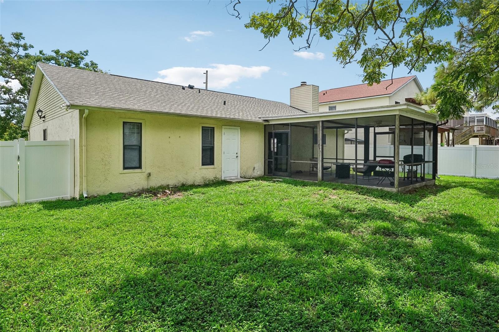 16139 VILLA DR