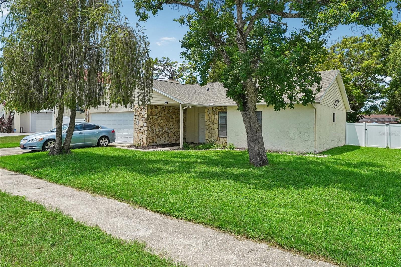 16139 VILLA DR