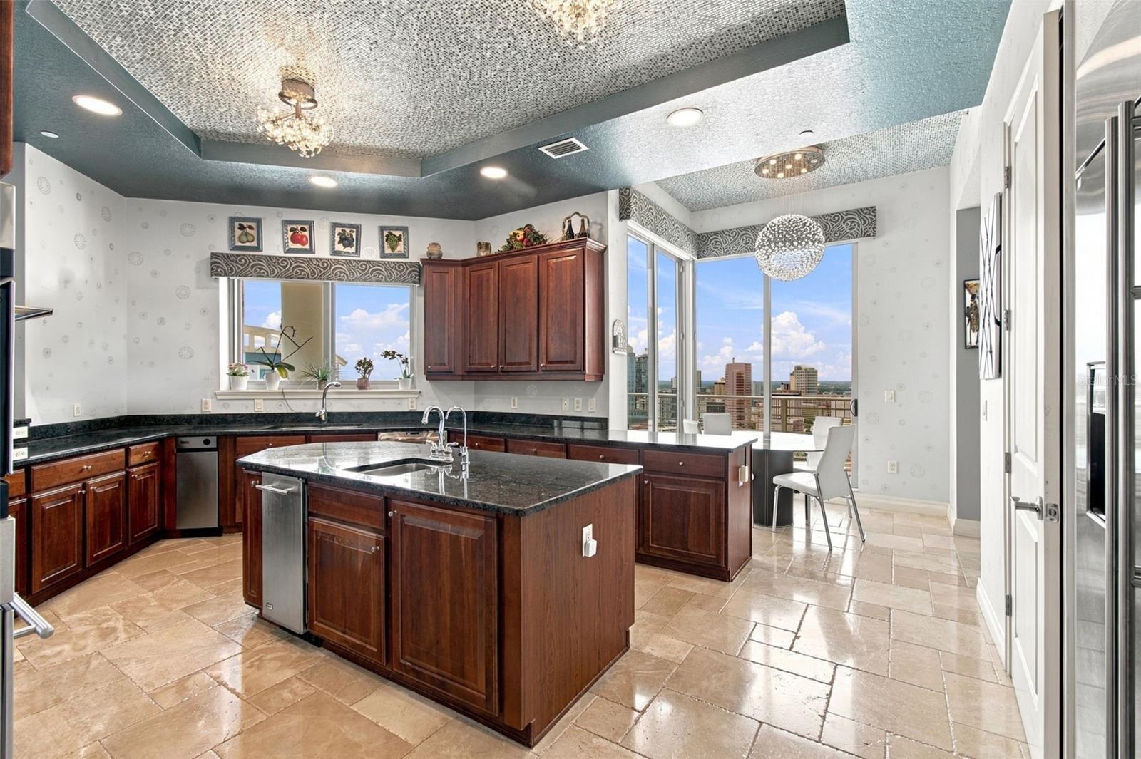 1209 E CUMBERLAND AVE #2901