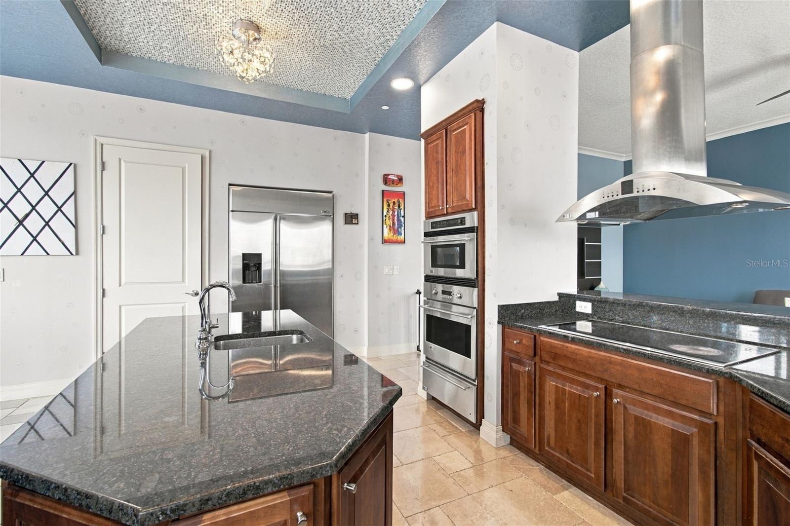 1209 E CUMBERLAND AVE #2901