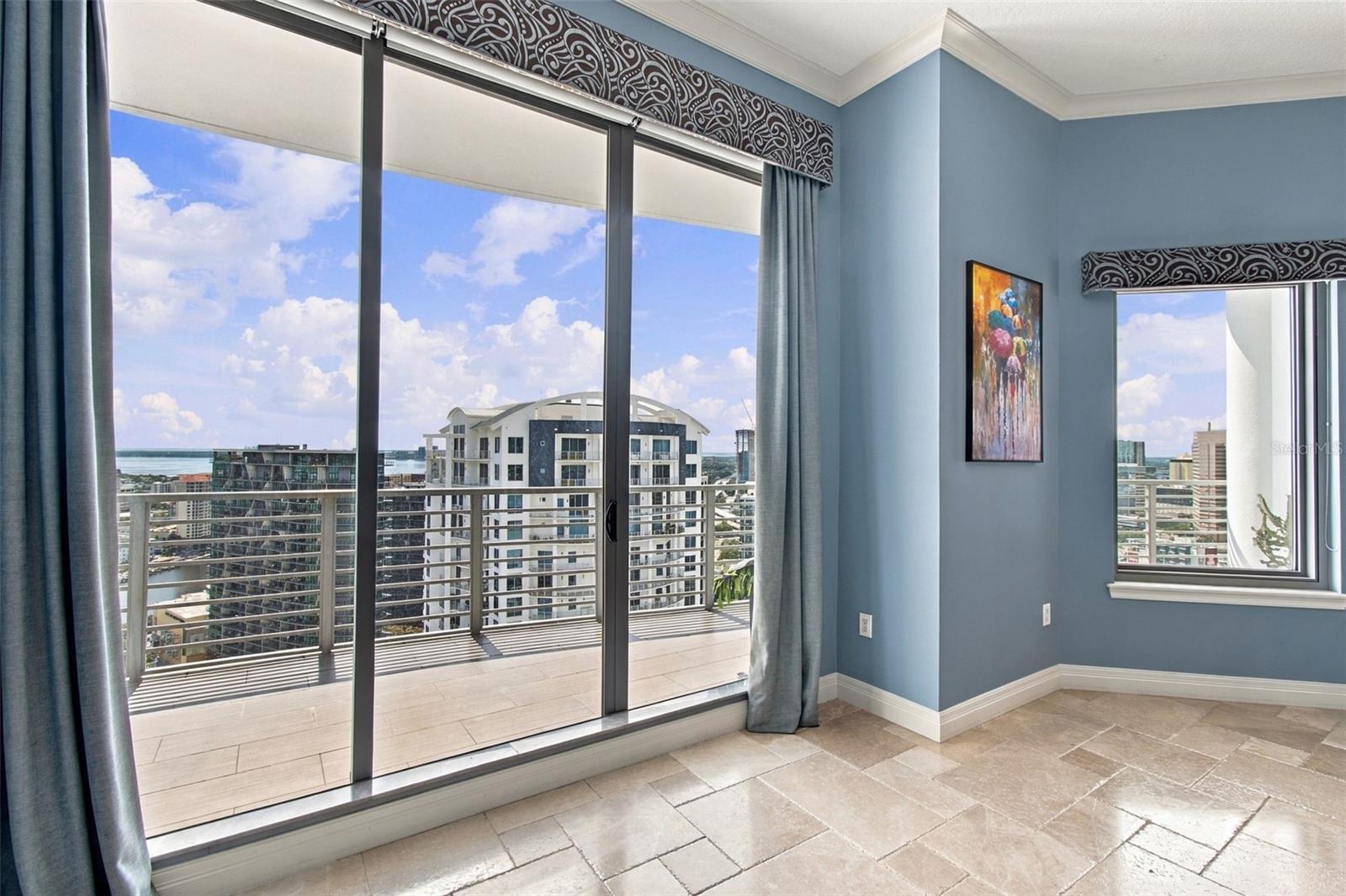 1209 E CUMBERLAND AVE #2901