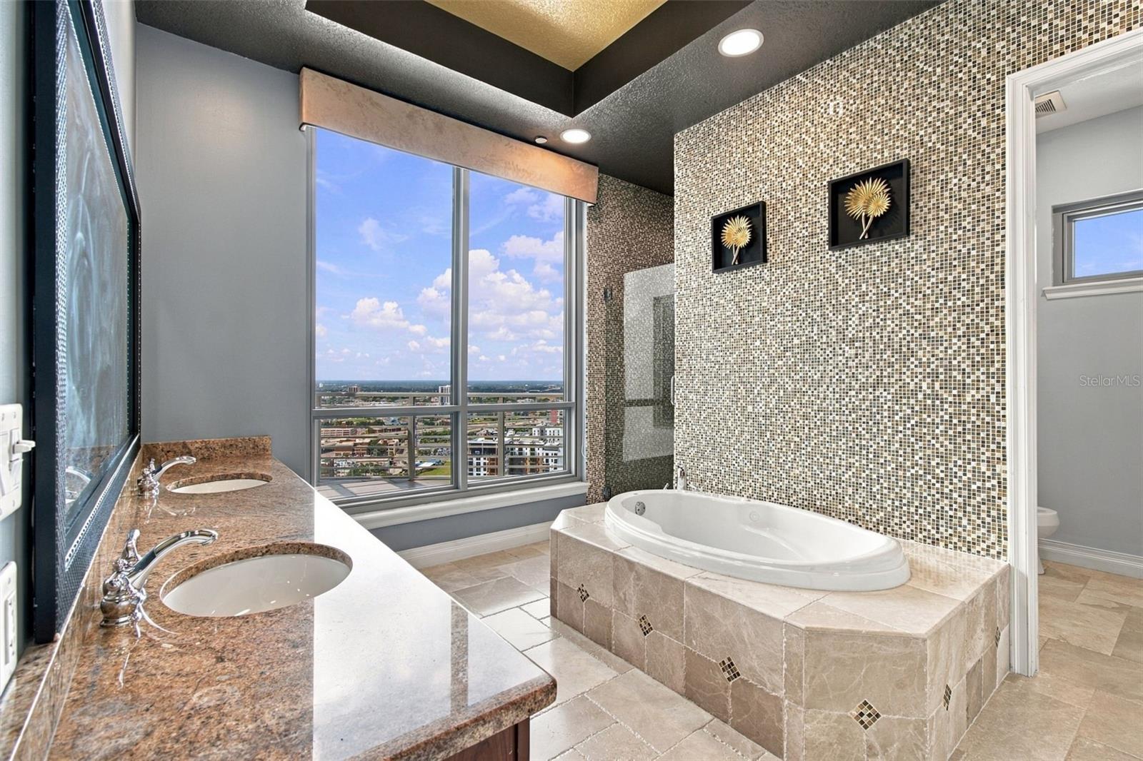 1209 E CUMBERLAND AVE #2901