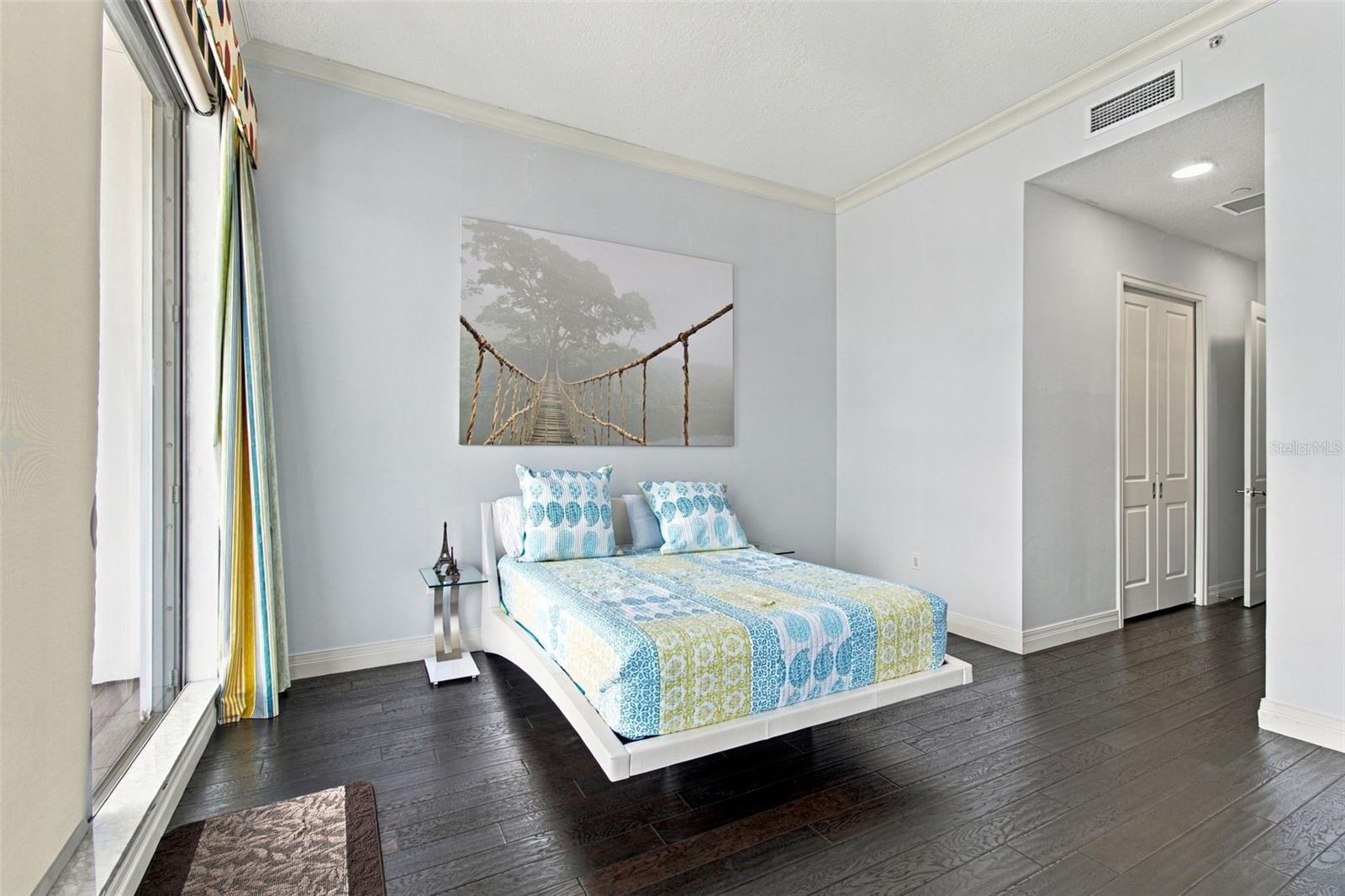 1209 E CUMBERLAND AVE #2901