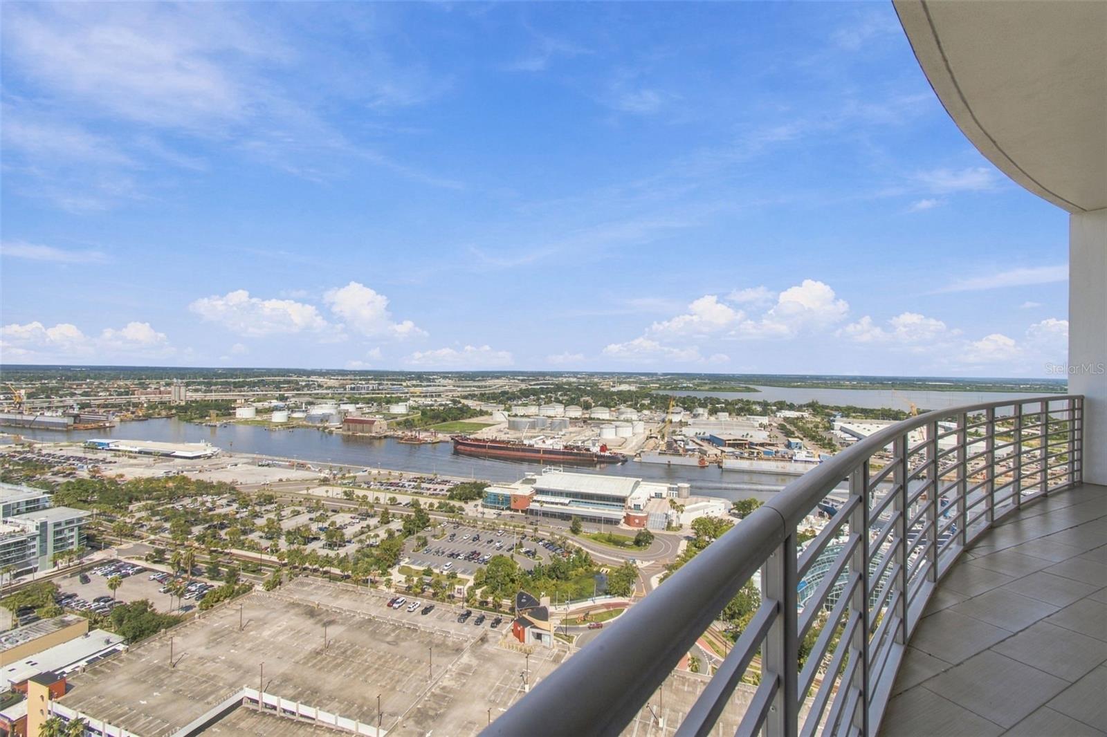 1209 E CUMBERLAND AVE #2901