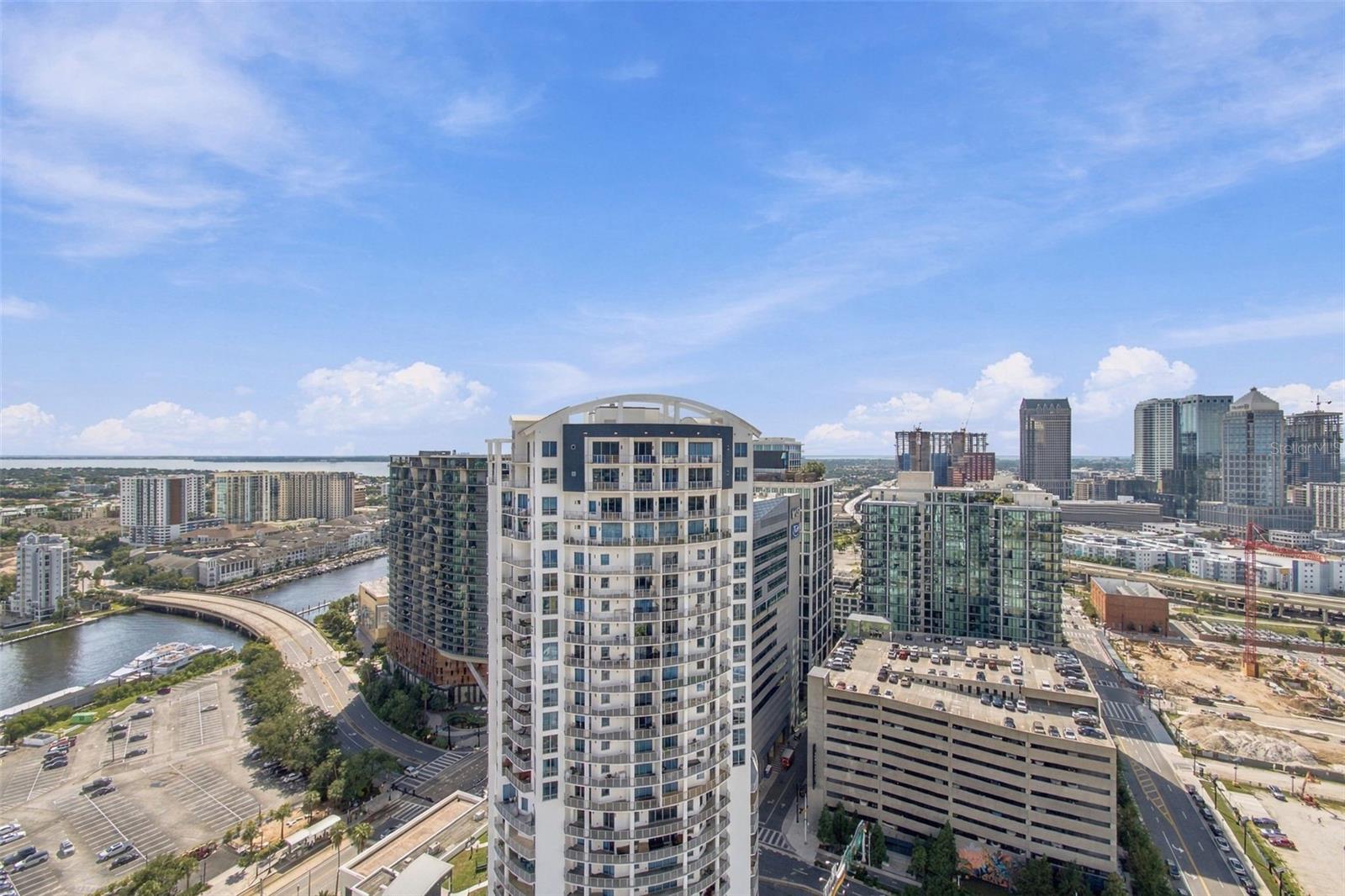 1209 E CUMBERLAND AVE #2901