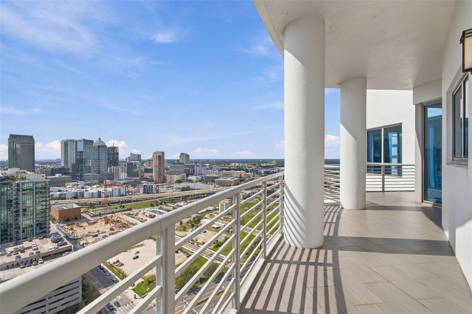 1209 E CUMBERLAND AVE #2901
