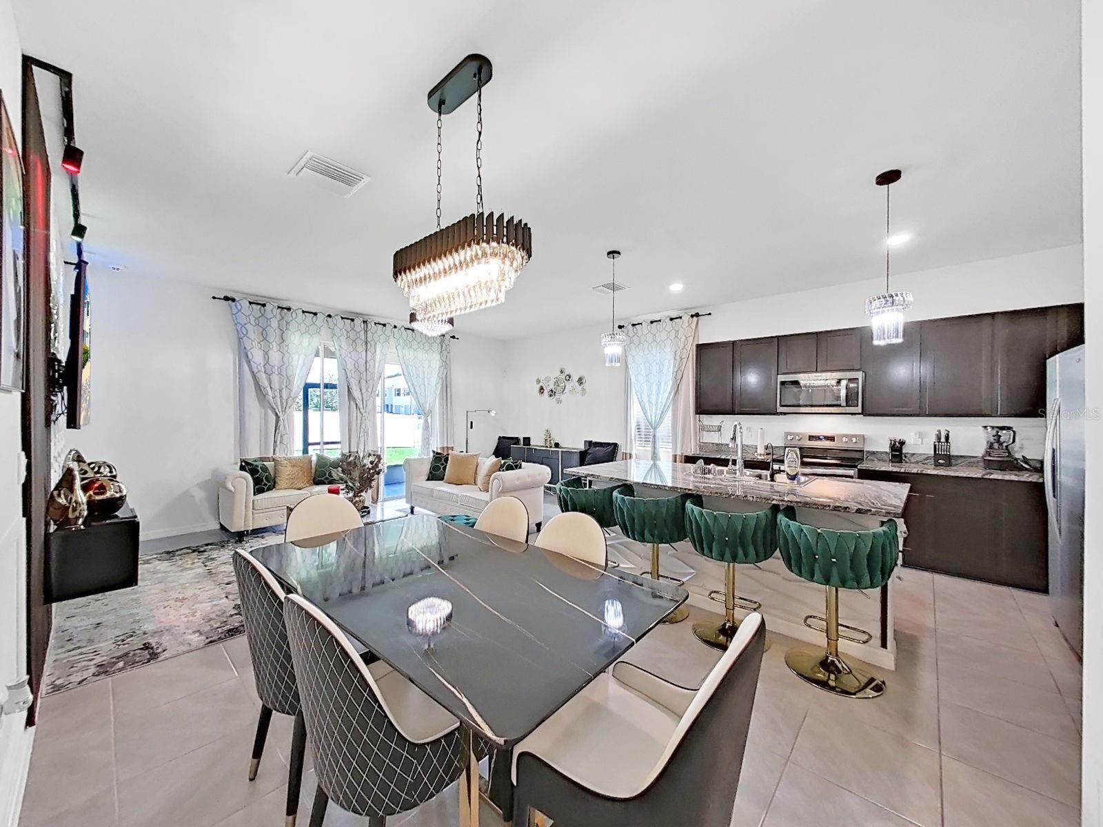 3556 WHITE DANDELION CT
